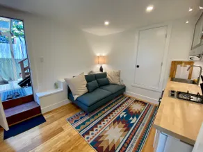 Sunny Studio in Gorgeous North Berkeley Hills - Image 3