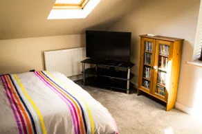 Self-contained apartment, rural setting - Image 5