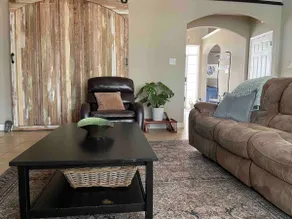 Pool, 1 Acre, Cave, 5 Bedroom Oasis in S. Austin - Image 5