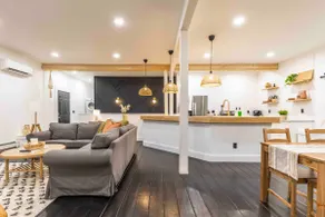 Cozy North Shore Getaway - Image 3