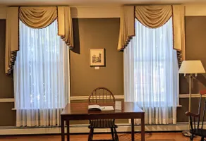 Guest House with beautiful Seneca Lake views! - Image 5