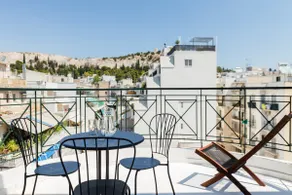 Iconic 1BR Apartment in Koukaki by UPSTREET - Image 5
