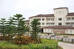 Twin Lakes Hotel near Tagaytay - Image 3