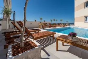 Pool apartment with a view 8 - Image 2
