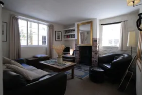 Cosy rural retreat - Image 3