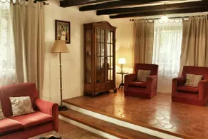 A very cozy house in an idyllic setting - Image 3