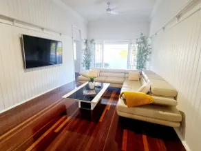 3 bedroom unit in Maryborough CBD - Image 2
