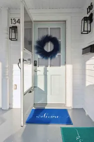 Nautical abode Uptown Maumee by River-BLUE Side! - Image 5