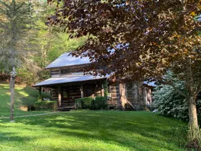 Historic 1800’s Cabin with Modern Touches - Image 2