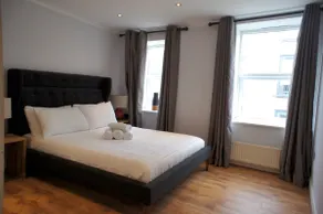 2 Bedroom w Balcony in the Heart of Shoreditch - Image 2