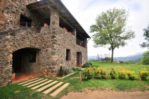 Farmhouse in the Garrotxa Natural Park - Image 2