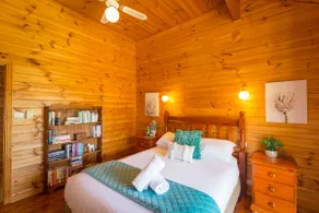 SILKY OAK COTTAGE || Cosy country cottage - Image 5