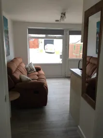 Perranporth modern private apartment with parking - Image 3