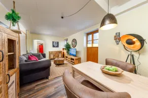 Garden View apartment - Image 2