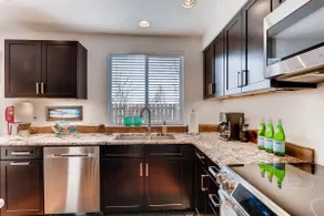 Nicely remodeled townhouse - Boulder - Image 3