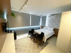 Luxury themed apartment Wine World! - Image 2