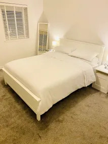 FRESH AND CLEAN APARTMENT ---STIRLING--- - Image 3