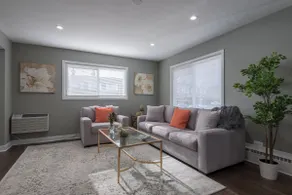 The Nancy’s beautiful,Spacious Urban Getaway - Image 3