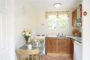 One Bedroomed Holiday Lodge near St Austell - Image 3