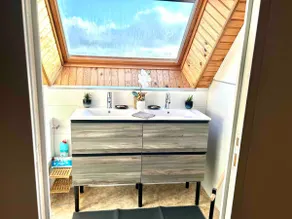 1-bedroom apartment and 1 baby or child bedroom - Image 5