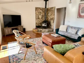 Mountain Getaway,  just 6 miles away from town! - Image 4
