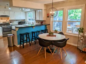 South Austin Charmer with Backyard Oasis - Image 3
