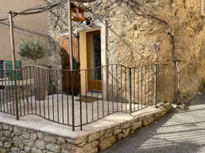 Duplex with terrace - Image 3