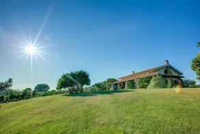 Villa with pool in the middle of Maremma - Image 3