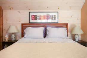 Absolutely Gorgeous Vermont Garden Cottage - Image 3