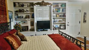 Antiquer's Cozy Self Contained Cottage - Image 5