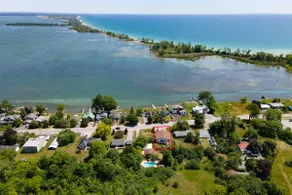 Top Spot with Water Views & Sandbanks Season Pass - Image 2