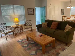 Avail short or long term 8/1/convenient location - Image 3