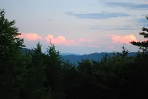 Misty Mountain Retreat - Hot Tub / Pet Friendly / Wifi / Scenic Mountain Views - Image 2