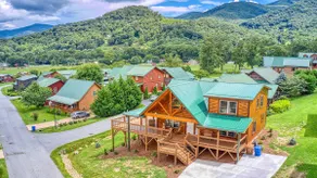 360° views - Legacy Valley Lodge, 3/2 Cabin - Image 3