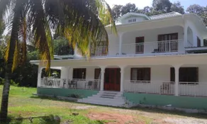 Petie Baie Superior Villa - Image 3