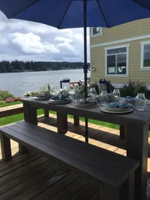 Amazing Lakefront Home with Hot Tub and Dock - Image 4