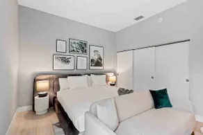 Pretty Rola #302 Cozy Condo - Image 5