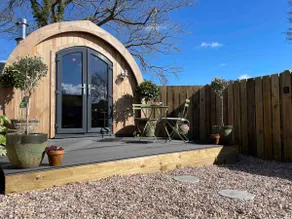 Cosy Cabin with Wood Fired Hot Tub & Log Burner - Image 4