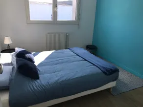 Spacious bright apartment - Image 5
