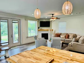 Crawford’s Lookout~Private riverfront/firepit/gril - Image 5