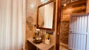 Bela Castle Cabin - Image 3