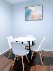 Newly Renovated, 8mins to DT Fayetteville/UofA! - Image 3