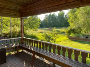 Cozy log cabin in central Mora - Image 2