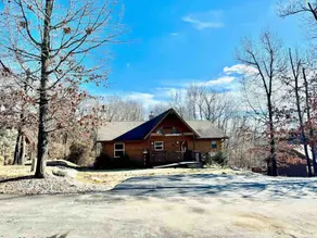 Ozark Legends - Hot Tub, 1 Mile to Thunder Ridge - Image 4