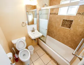 Two rooms in a private courtyard, close to Chinese supermarkets. - Image 2