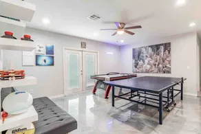 Luxury-Modern 5Bed/3Bath Home Theater & Pool - Image 2