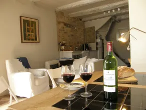 A charming cottage at the foot of Cordes sur ciel - Image 2