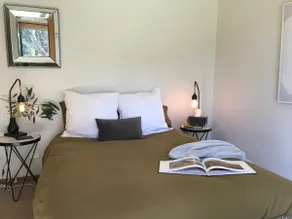 “Sannyside” Stunning Coastal Retreat - Image 2