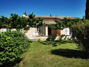 Spacious house at the gates of the Luberon - Image 2