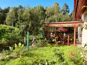 An atmospheric cottage with a garden and terrace by the forest - Image 4
